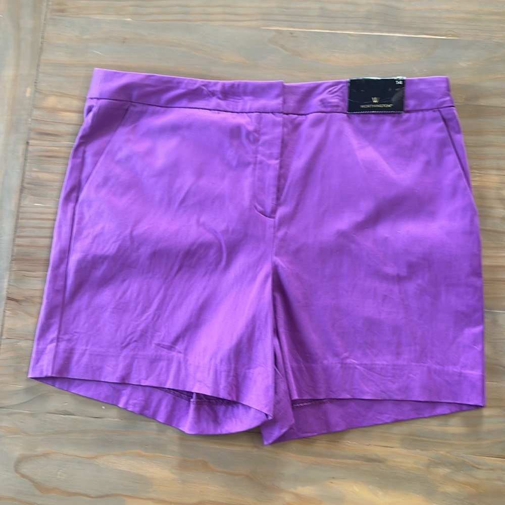 NWT Midsize Women’s Shorts size 14